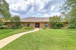 6700 Meadows West, Fort Worth, TX, 76132