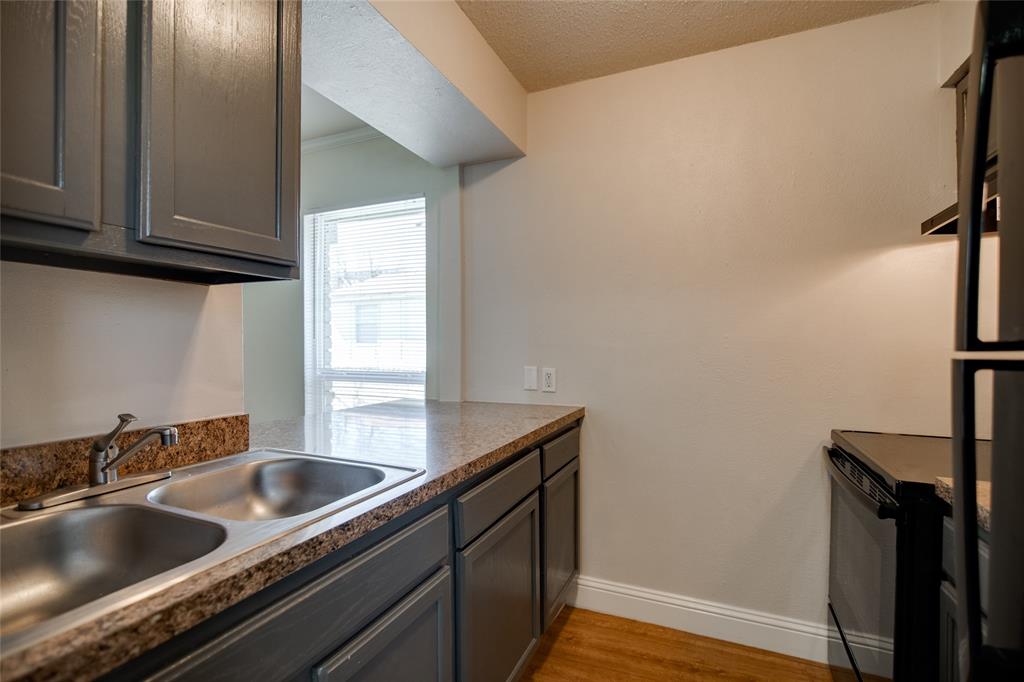 304 E Mitchell St 3 Arlington Tx 76010 Har Com