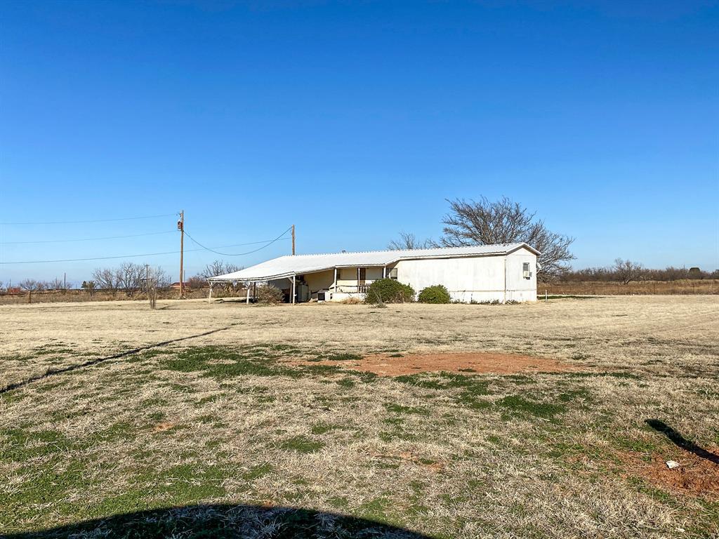 516 N Vivian, TX 79502