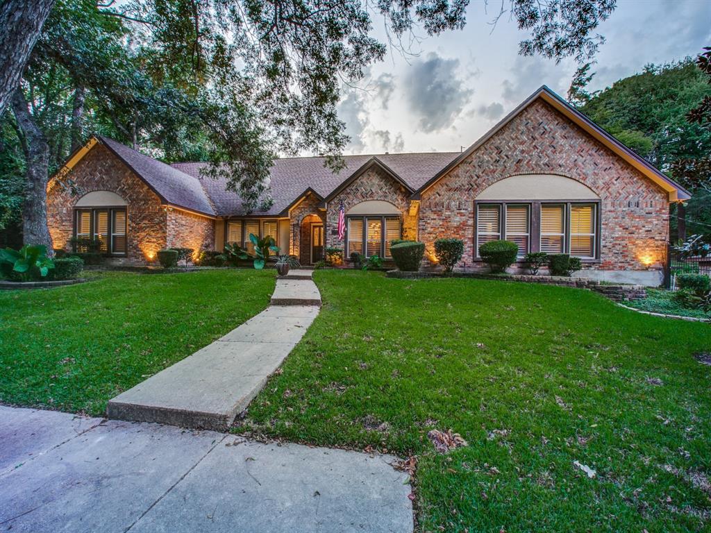 901 Sleepy Hollow Dr, Cedar Hill, TX 75104