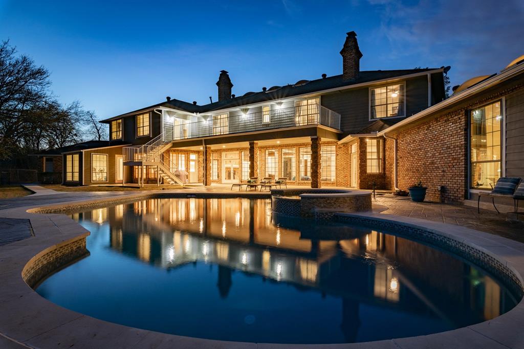 2817 Country Valley Rd Garland Tx 75043 Har Com