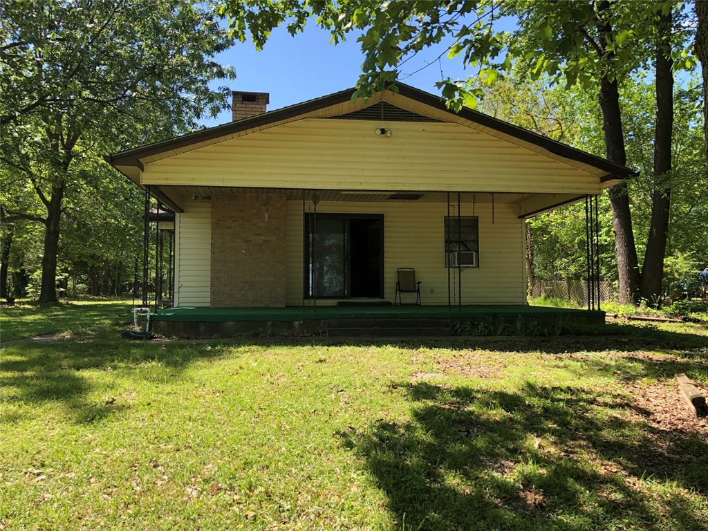 451 Triple S Dr, Mount Vernon, TX 75457