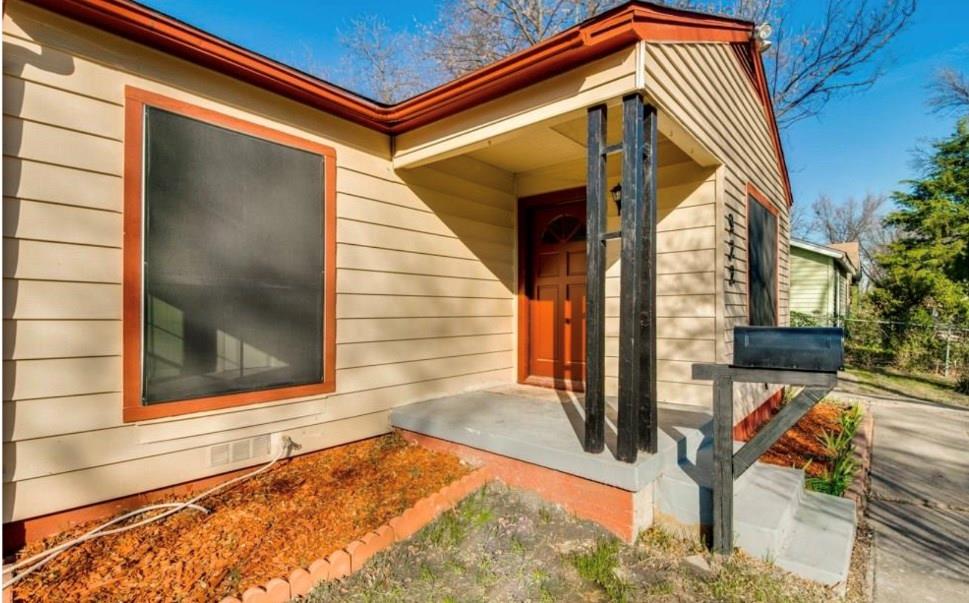 922 Sw 4th St Grand Prairie Tx 75051 Har Com