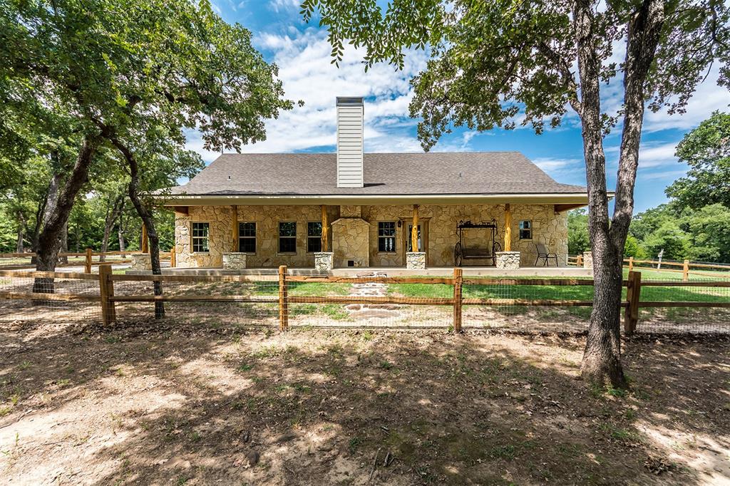 941 County Road 286, Collinsville, TX 76233