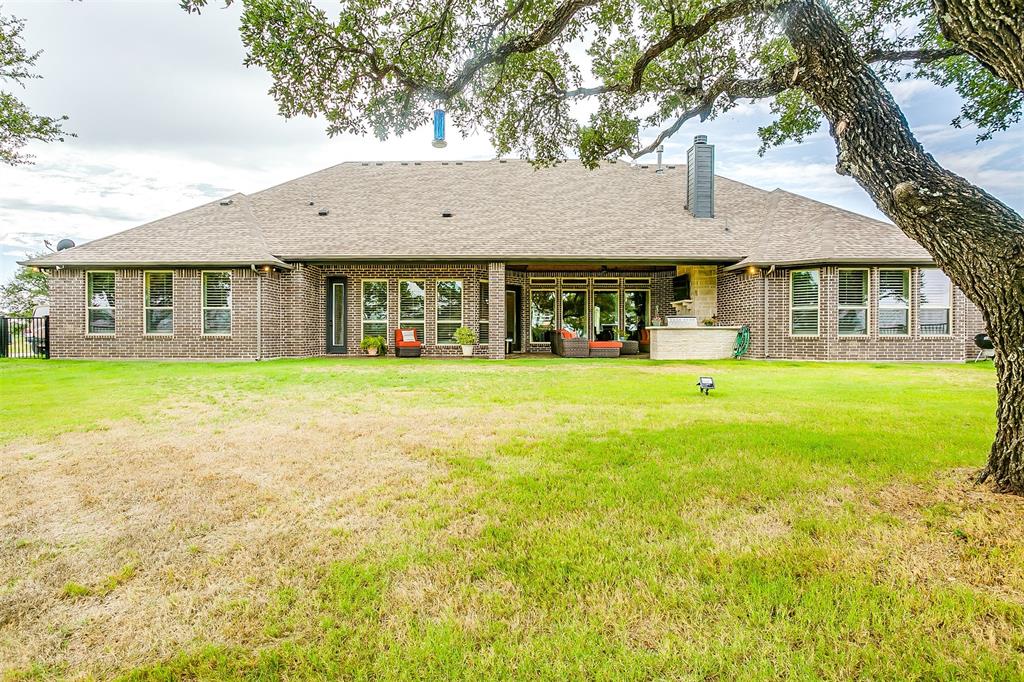 1081 EAGLES BLUFF Dr, Weatherford, TX 76087