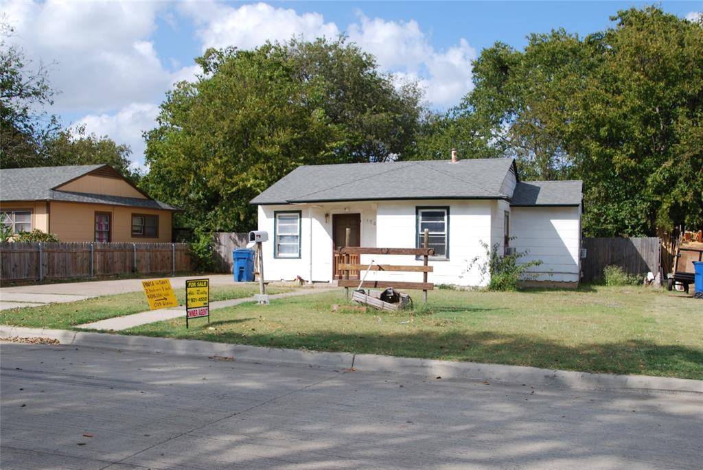 1705 Glenn Dr, Blue Mound, TX 76131