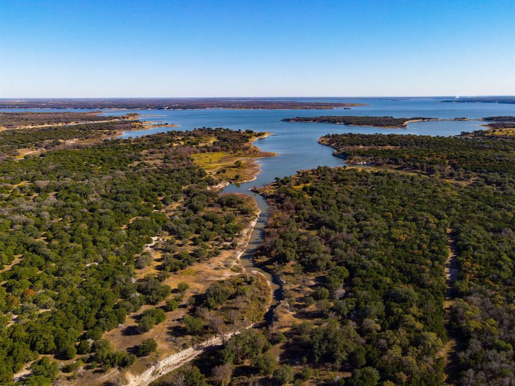 326 Private Road 1400 W, TX 76671