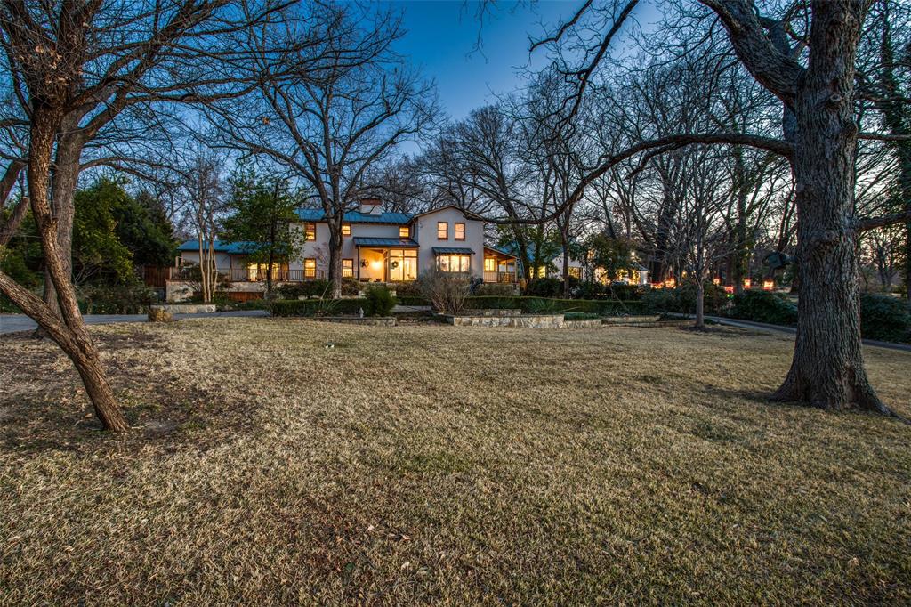 8366 Garland Rd, Dallas, TX 75218