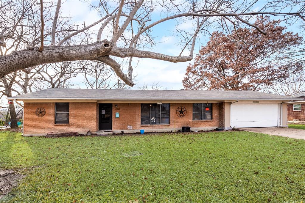 211 Joe White St, Rockwall, TX 75087