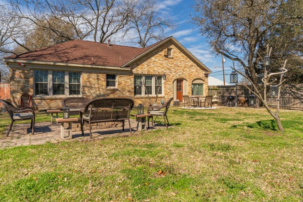 2019 Oneal St, Greenville, TX 75401