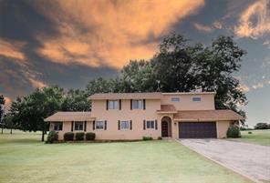 299 Clubview, Bowie, TX, 76230