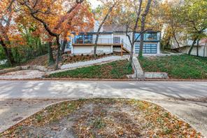 3813 Harlanwood Dr, Fort Worth, TX 76109