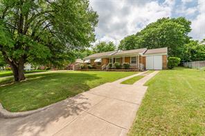 1813 Brook Hollow, Fort Worth TX 76114