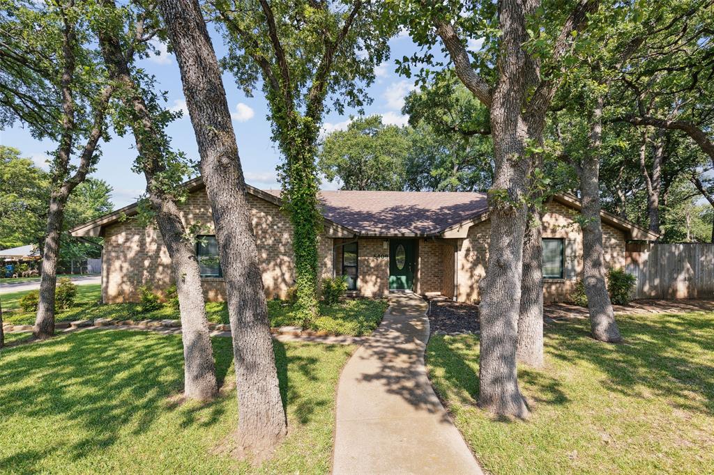5409 Valley View Dr W