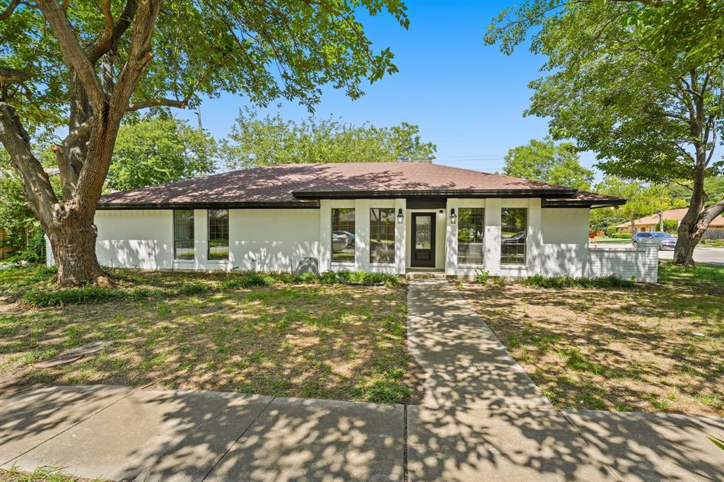 1900 BURNING TREE LN