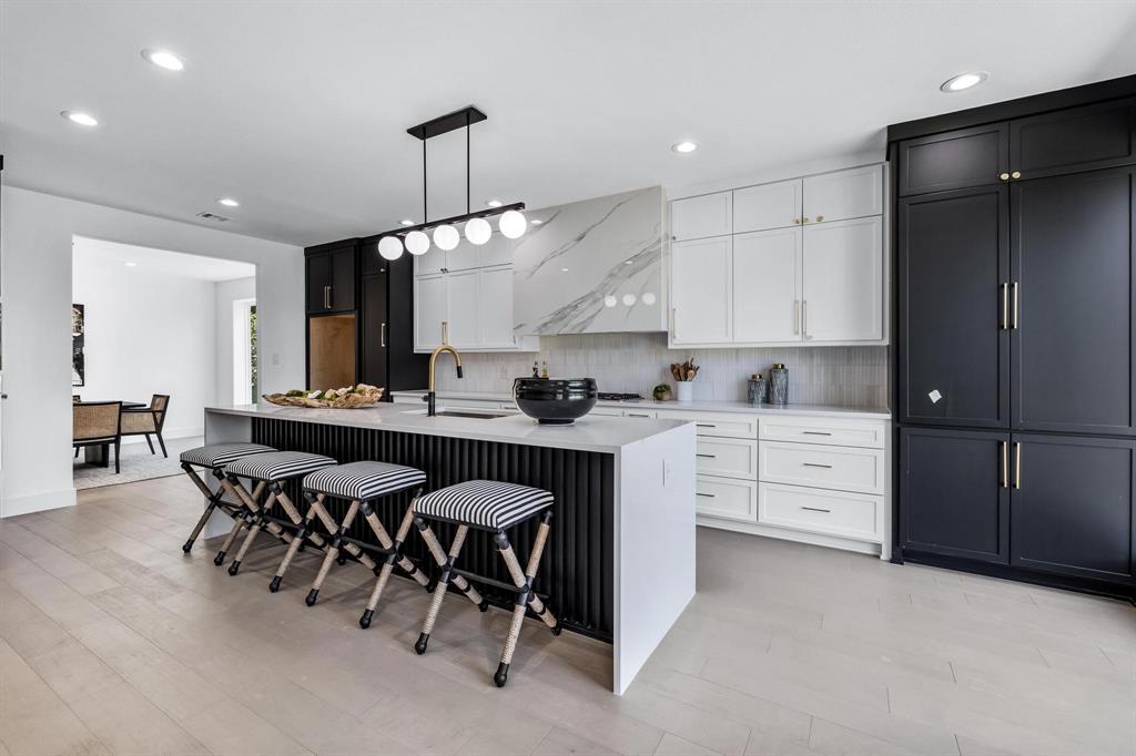 2311 Southern Oak Dr