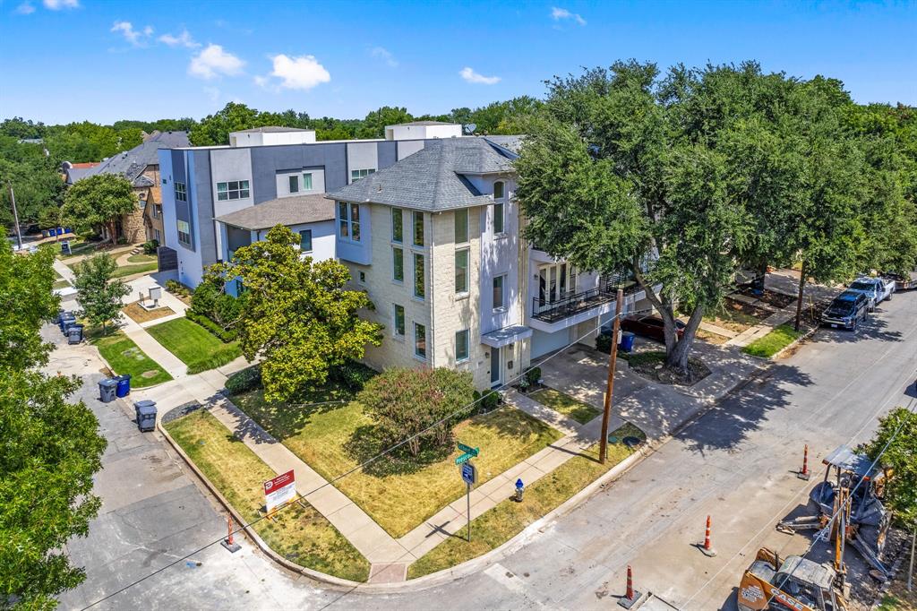 A 3805 Prescott Ave A