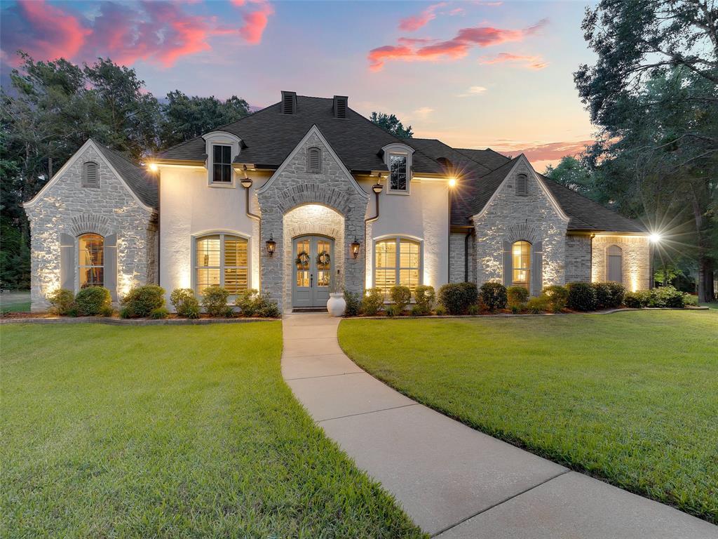 21507 Merlot Ln
