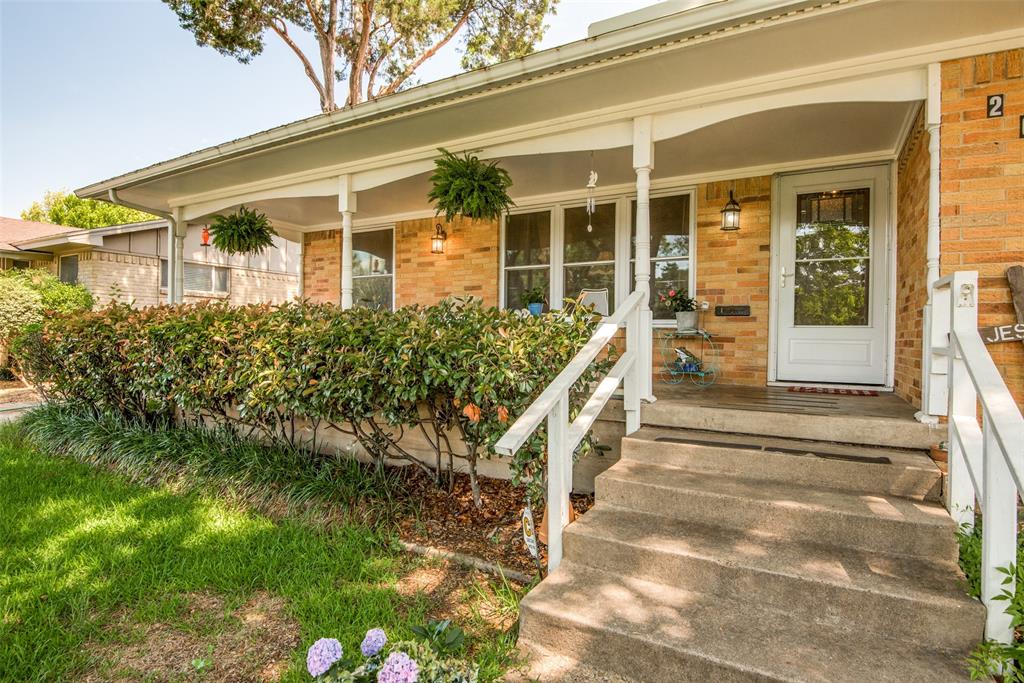 2611 Gladiolus Ln