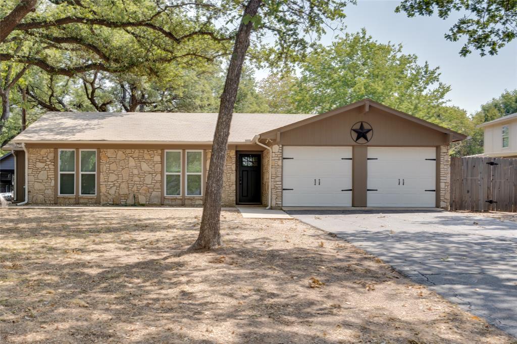 3921 Laramie Dr