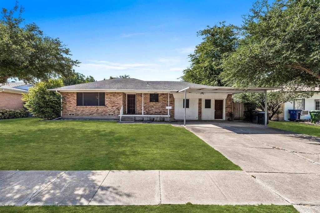 1206 MCDONALD DR