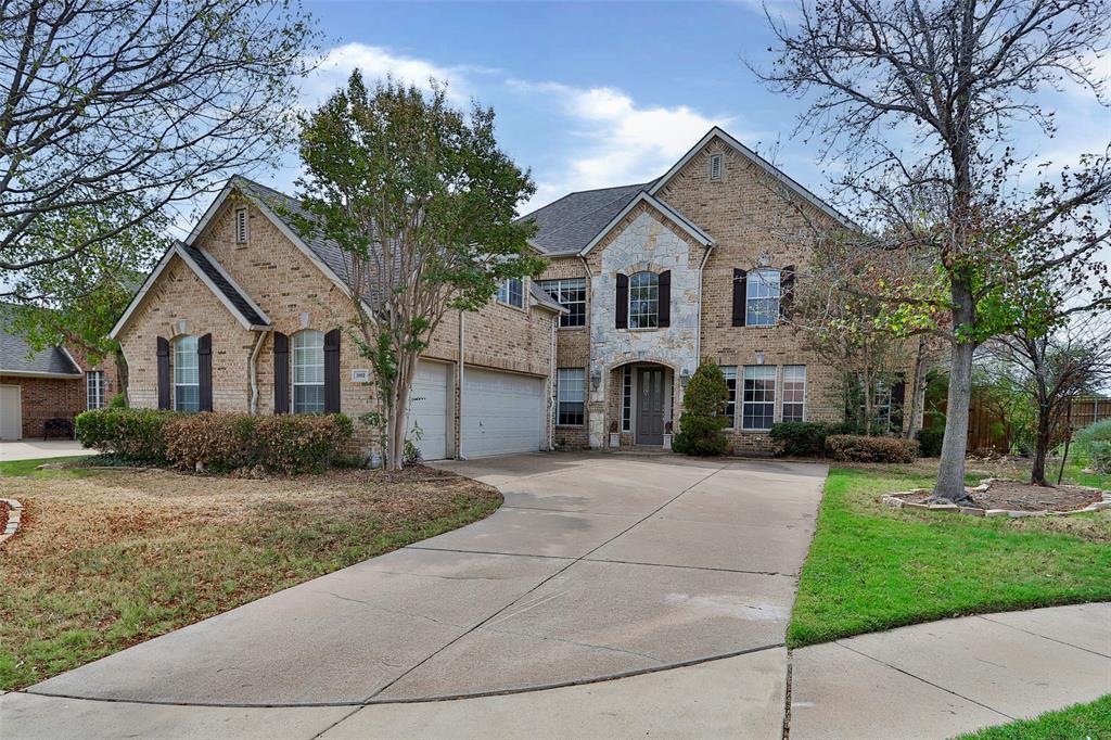 1902 Oakbriar Ln  