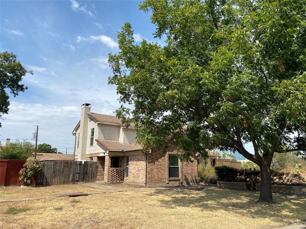 11523 Webb Chapel Rd