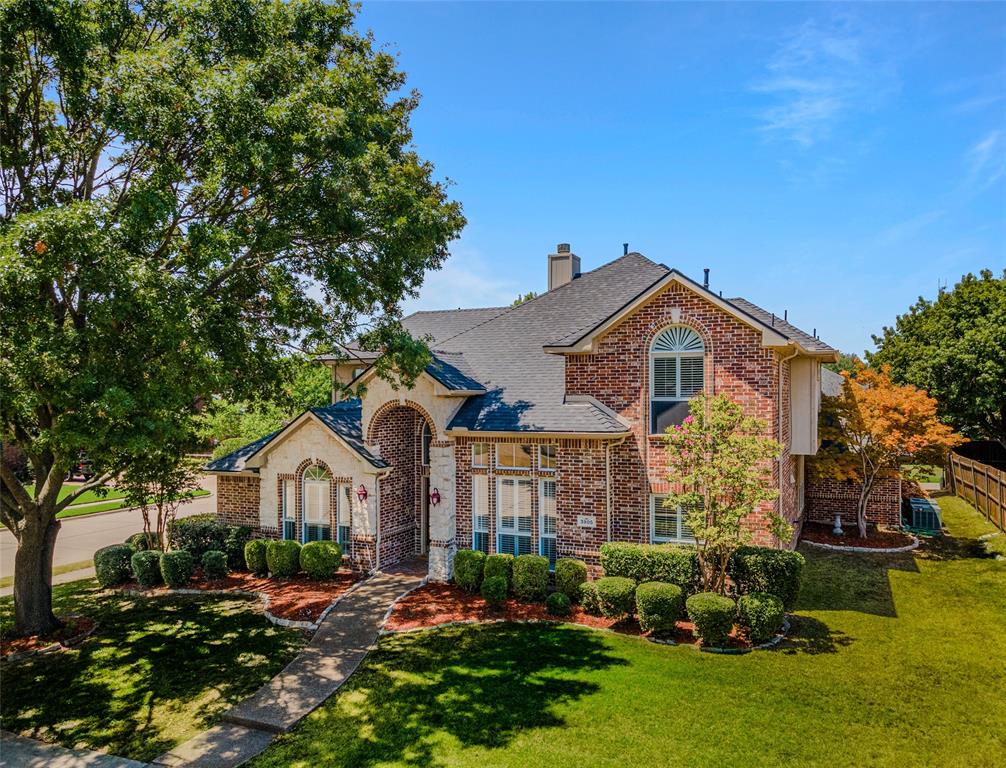 3805 Lakeside Dr  