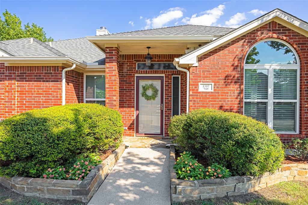 1307 Vail Ln