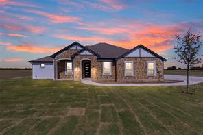 812 County Road 1021, Wolfe City, TX 75496