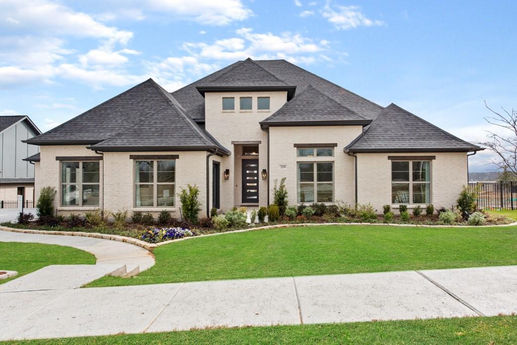 219 Stirling Dr  