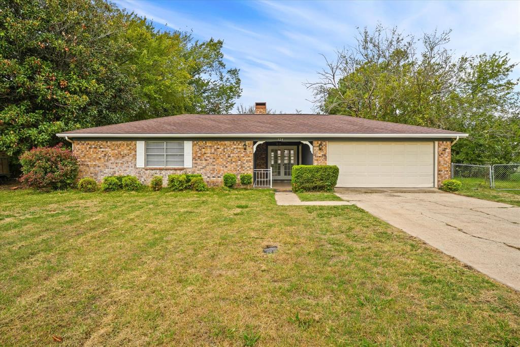324 N Elm