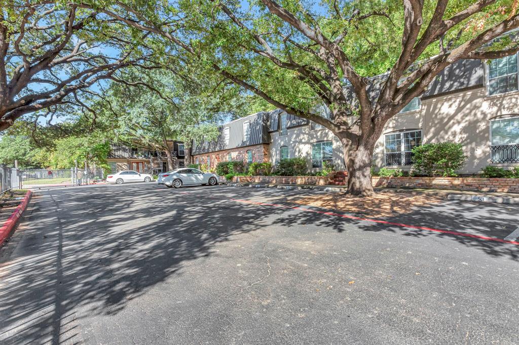 5234 Fleetwood Oaks Ave Unit 218