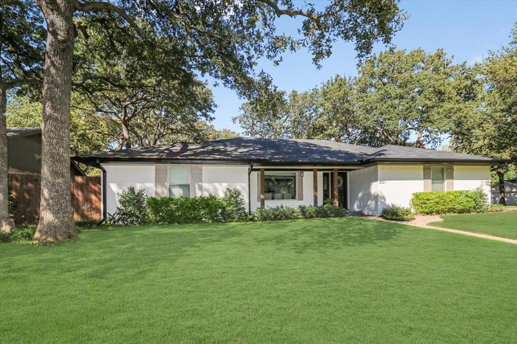 3021 Steve Dr  