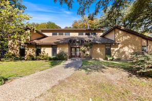3300 Moss Hollow, Fort Worth, TX, 76109