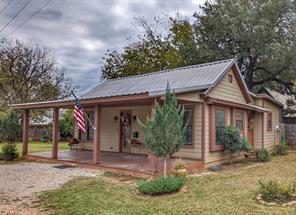 400 Eastland, Iredell, TX 76649