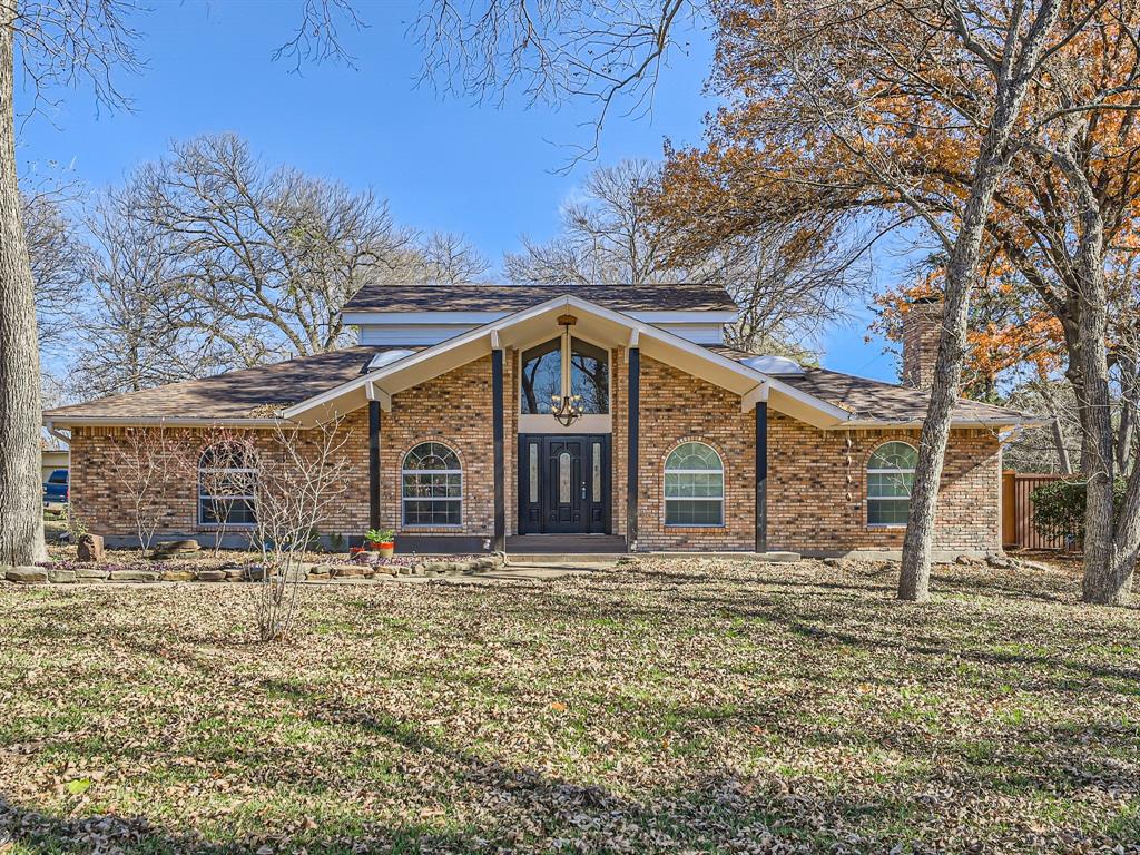 320 Shadowwood Trl