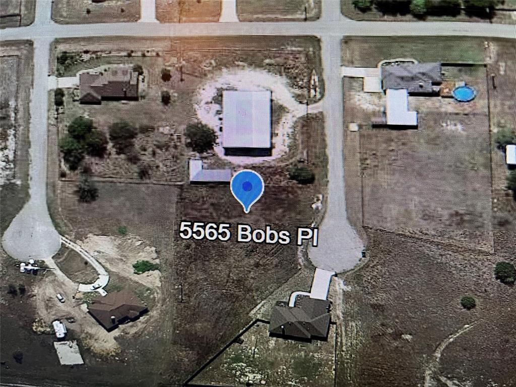 5565 Bobs Pl