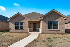1407 Skinny Dr, Sweetwater, TX 79556