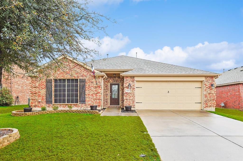 504 BASSWOOD LN  