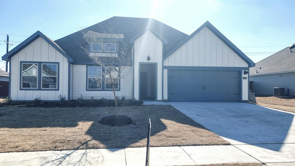 939 Buttercup Dr