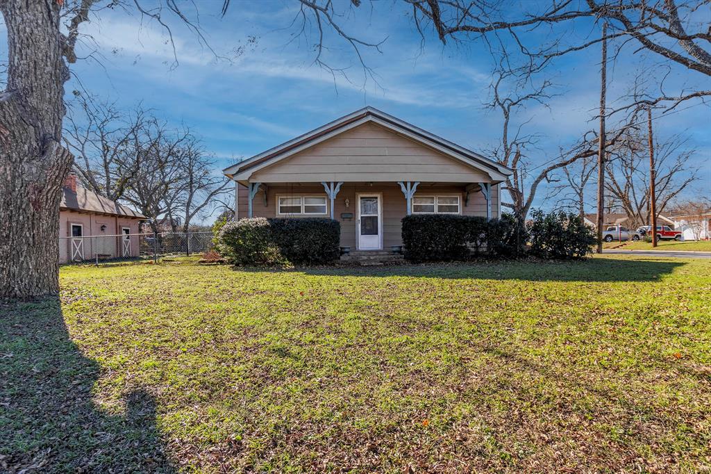 1111 N Douglas - Lot 1 Ave