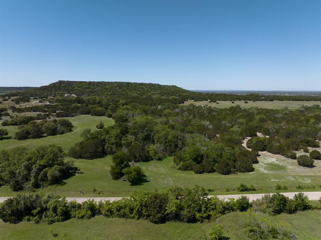 Tract 9 County Rd 3270