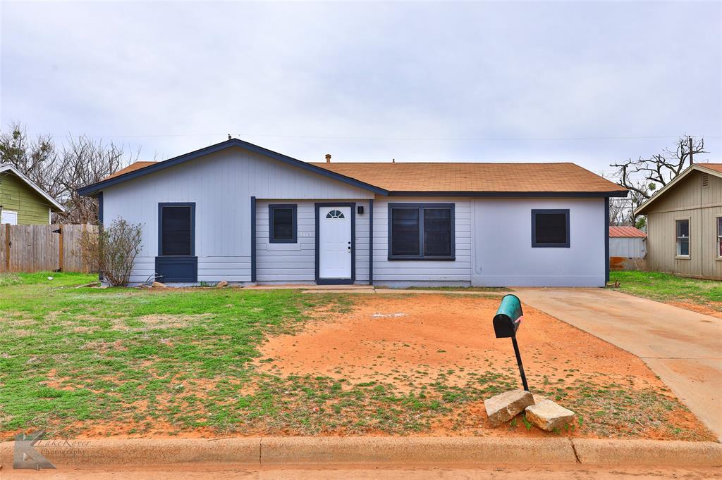 5465 Durango Dr