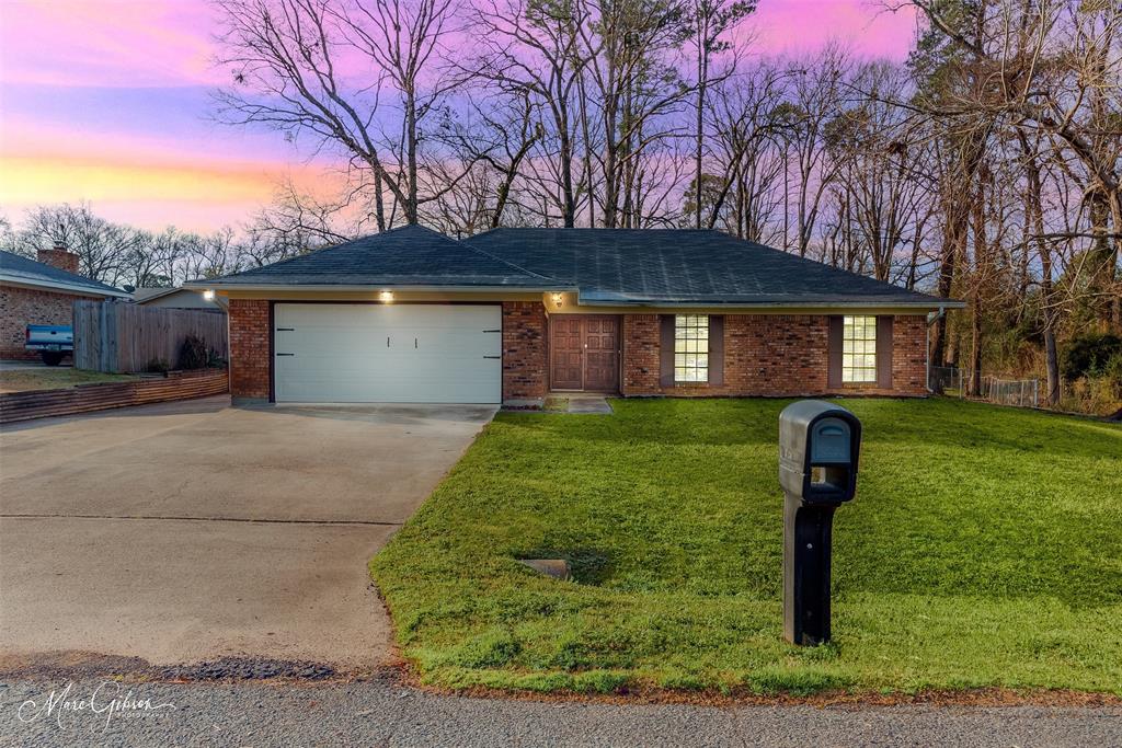 9124 Watchwood Dr