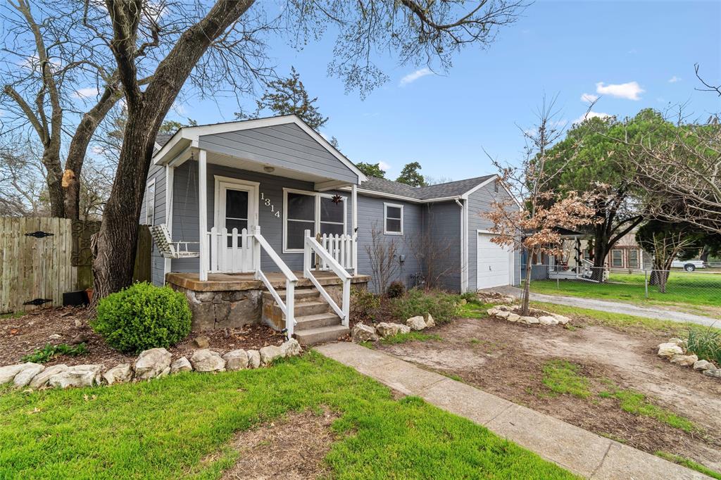 1314 Highland Dr