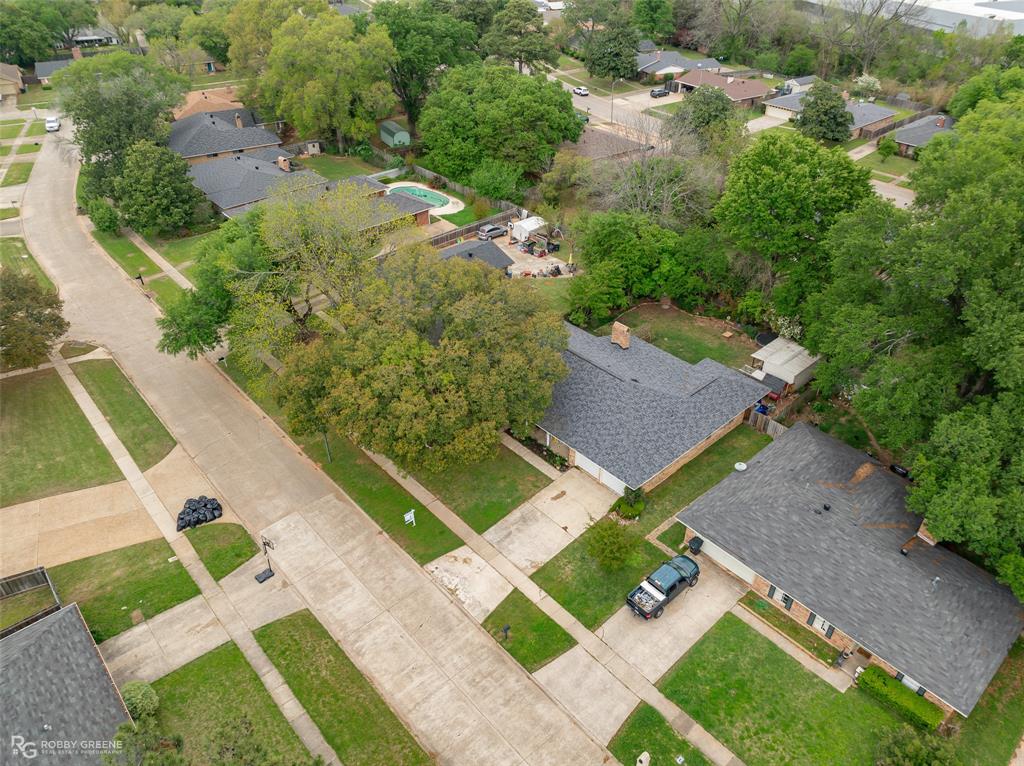 7521 Millbrook Dr