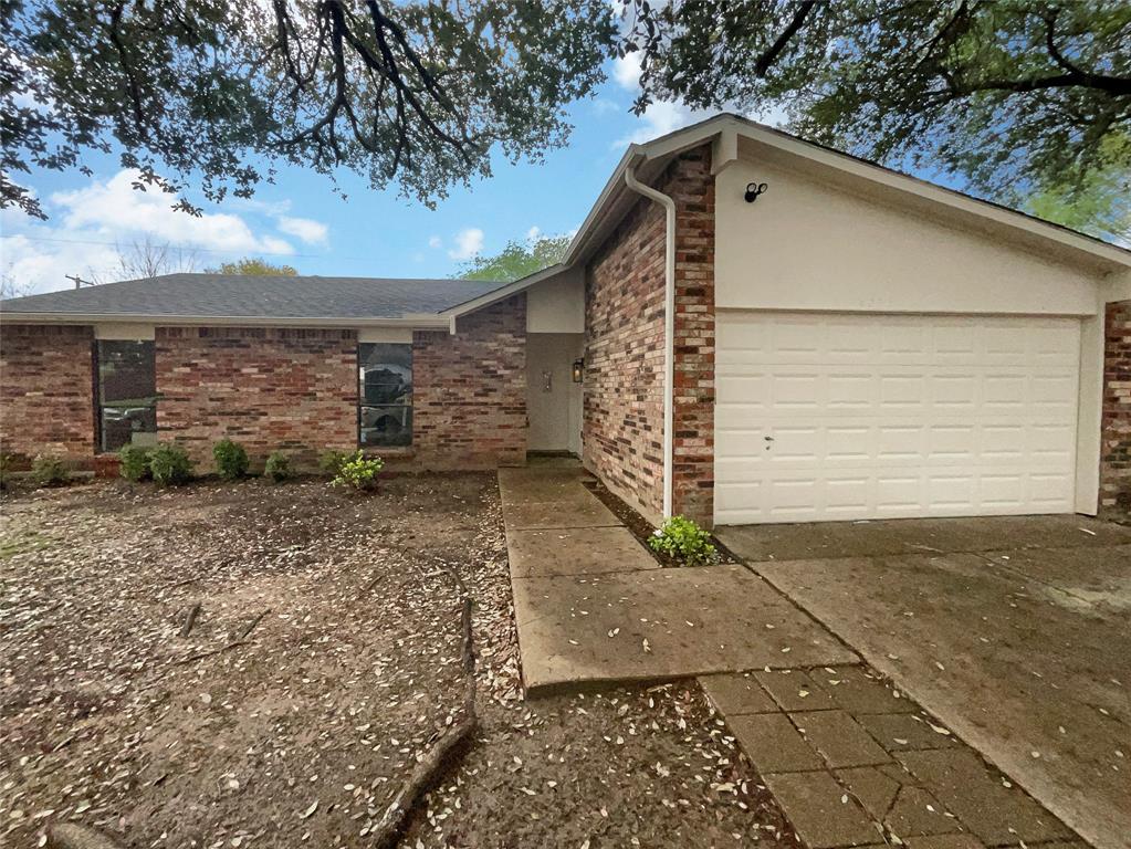 6013 Martie Ln
