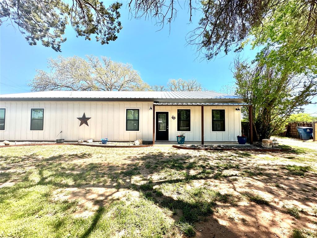 2055 Hwy 589
