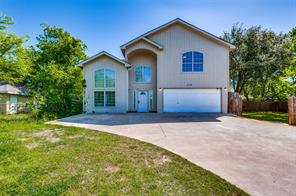 310 Archer Ave, Cockrell Hill, TX 75211